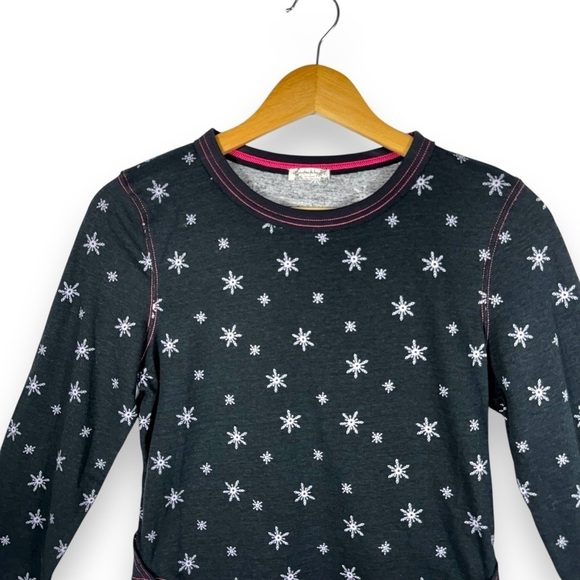 Intimately Free People Crew Neck Long Sleeve Sleep Shirt, Black Snowflake, Small - Picture 2 of 11